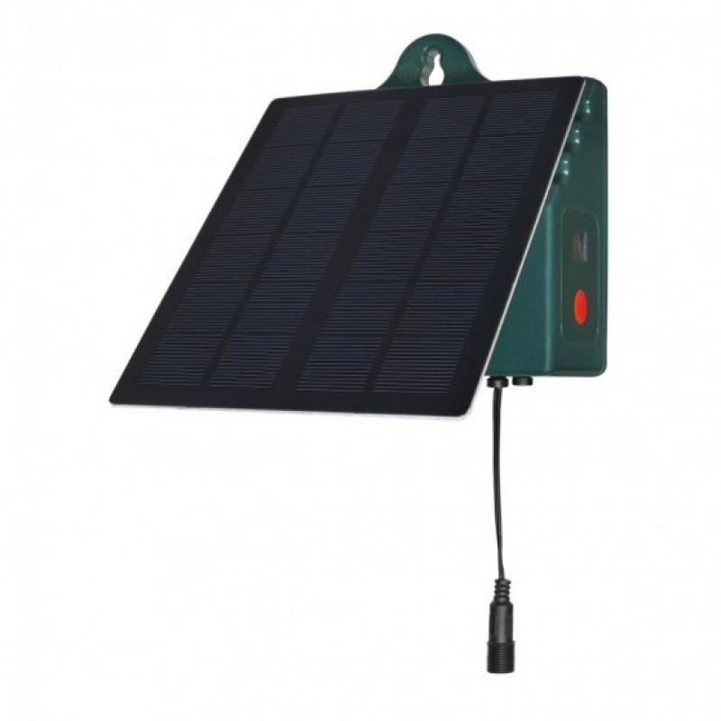 Automatická solární závlaha pro skleník Irrigatia Smart 24, 12 trysek, poslouží tam, kde není tlaková voda a el. přípojka