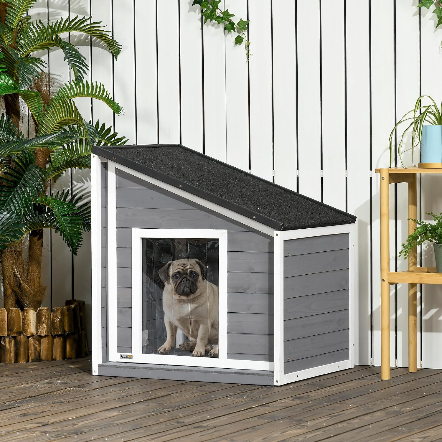 Robustní bouda, vhodná i jako domek pro kachny a husy, případně jako kurník pro slepice